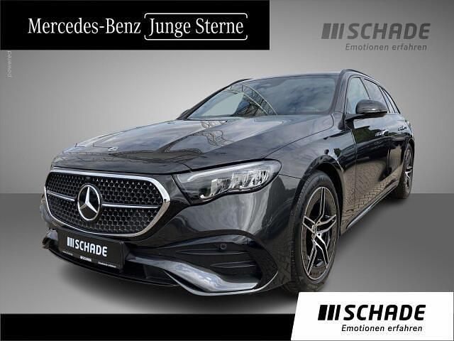 Grau Gebraucht 2024 Mercedes E220 AMG line Limousine | 54.850 € (Teuer) - Bild 1/4