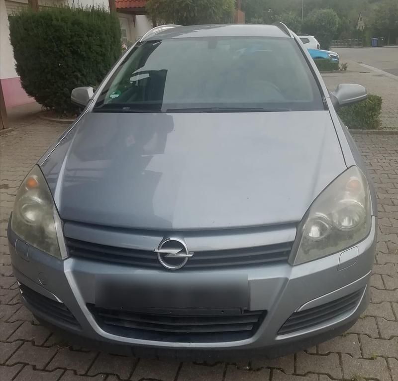 Grau Gebraucht 2005 Opel Astra Kombi | 500 € (Superpreis) - Bild 1/4
