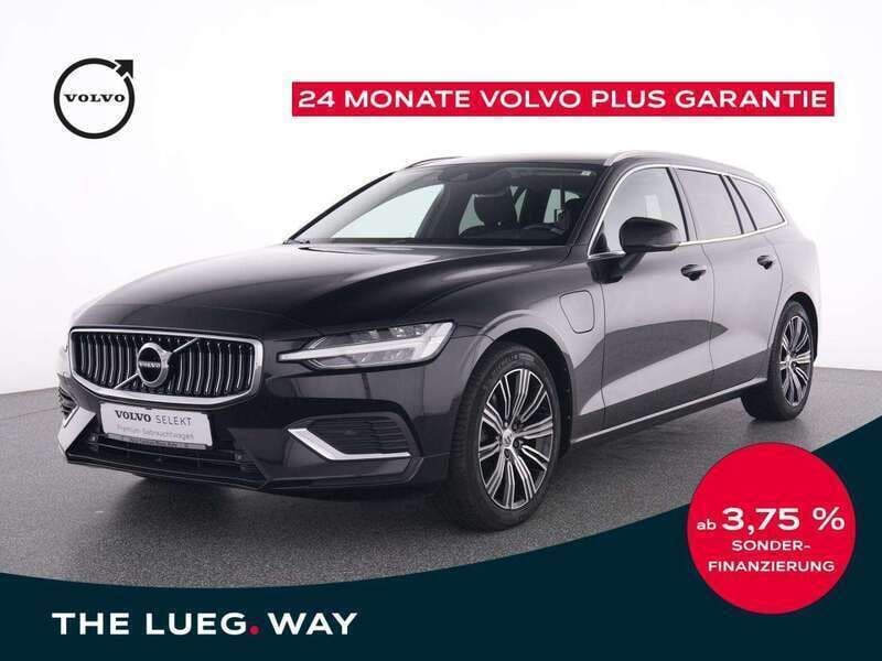 Schwarz onyx black / metallic Gebraucht 2022 Volvo V60 Core Kombi | 29.290 € (Superpreis) - Bild 1/3