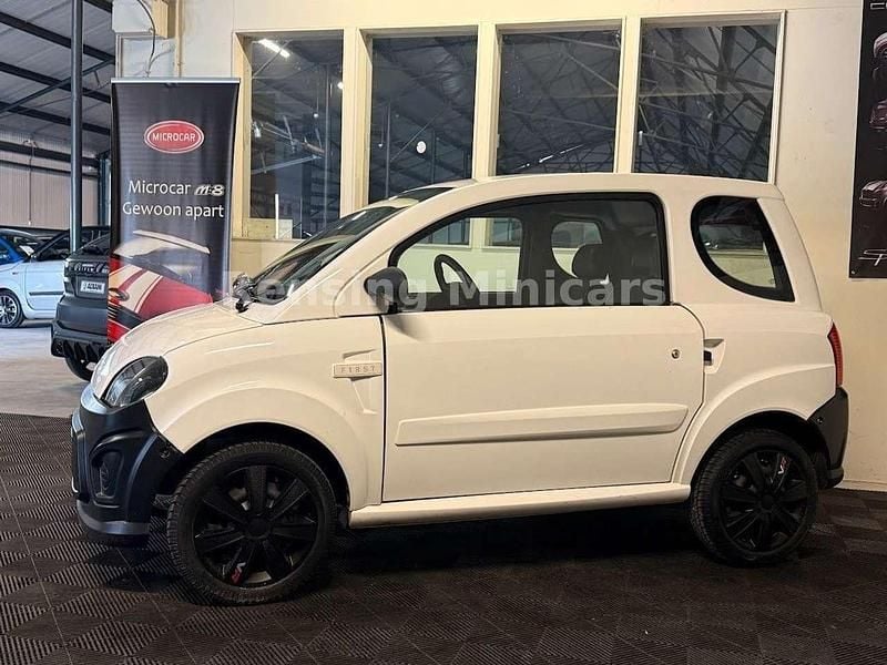 Usado Microcar Dué 2013 Branco Citadino
