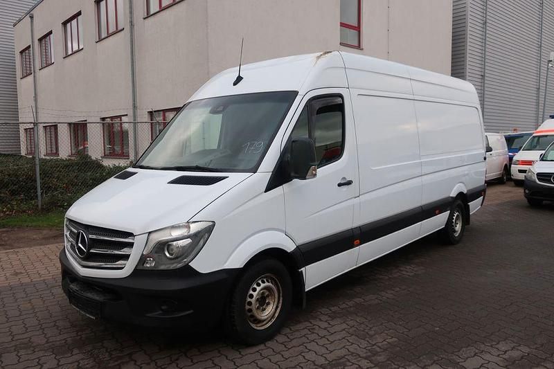 Gebraucht Mercedes Sprinter 190 PS (139 kW) 2018 Weiß Van