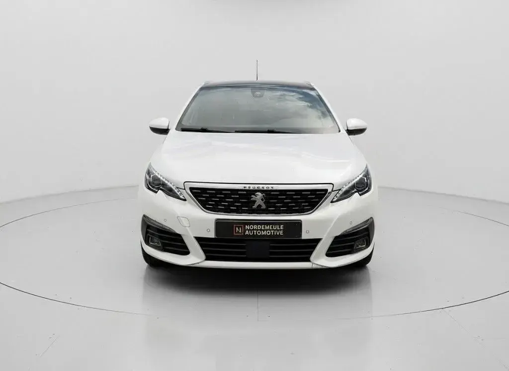 Gebraucht Peugeot 308 GT-line 131 PS (96 kW) 2019 Weiß Limousine