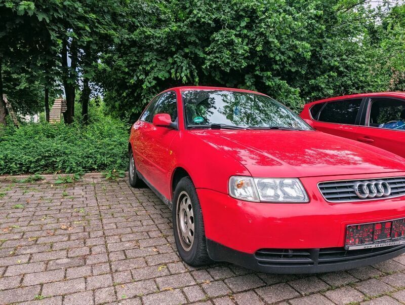 Rot Gebraucht 1998 Audi A3 Ambiente Limousine | 550 € (Superpreis) - Bild 1/3
