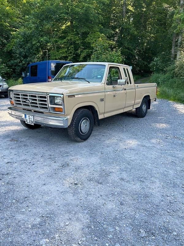 Beige Gebraucht 1983 Ford F-150 Abholung | 18.800 € - Bild 1/4