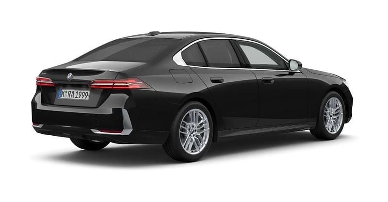 Gebraucht BMW 540 Comfort Edition 303 PS (222 kW) 2025 Schwarz Limousine