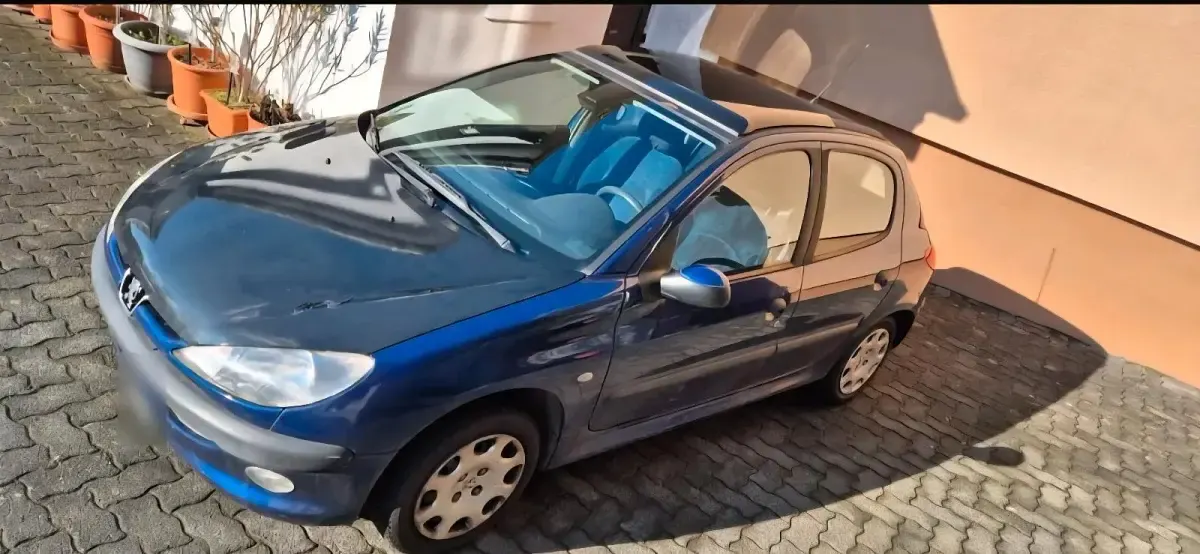 Gebraucht Peugeot 206 75 PS (55 kW) 1999 Blau Kleinwagen