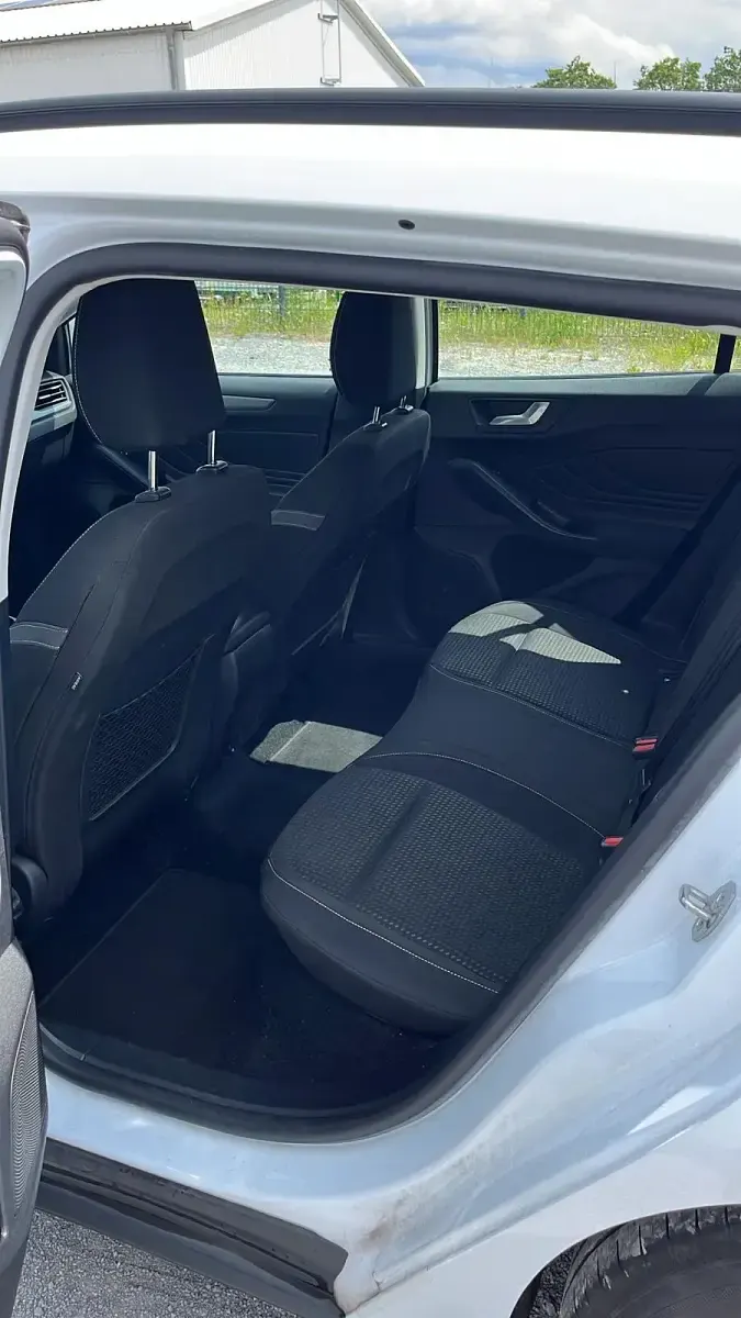 Gebraucht Ford Focus 120 PS (88 kW) 2022 Weiß Kombi