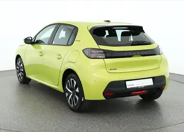 Neu Peugeot 208 101 PS (74 kW) 2025 Gelb Kleinwagen