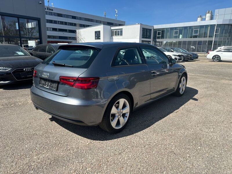 Gebraucht Audi A3 Ambition 122 PS (89 kW) 2013 Grau