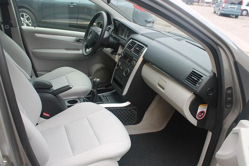 Gebraucht Mercedes B170 116 PS (85 kW) 2006 Grau Van / Kleinbus