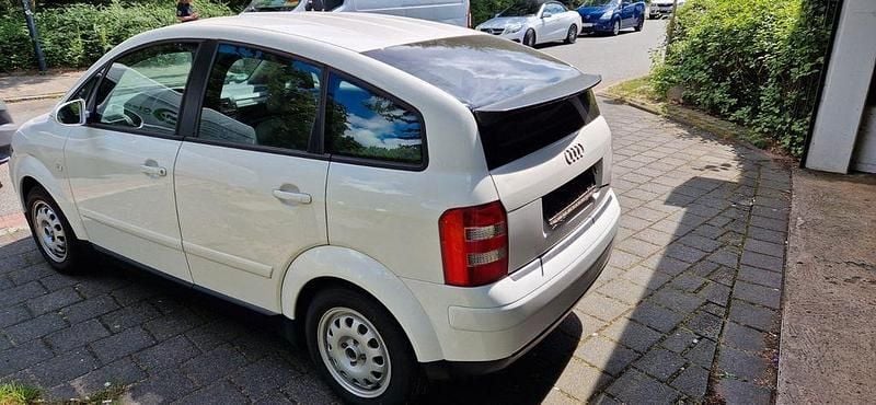 Gebraucht Audi A2 61 PS (44 kW) 2002 Weiß Kleinwagen