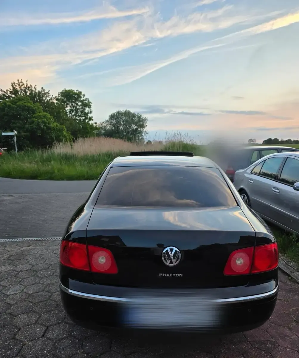 Gebraucht VW Phaeton 239 PS (175 kW) 2006 Schwarz Limousine