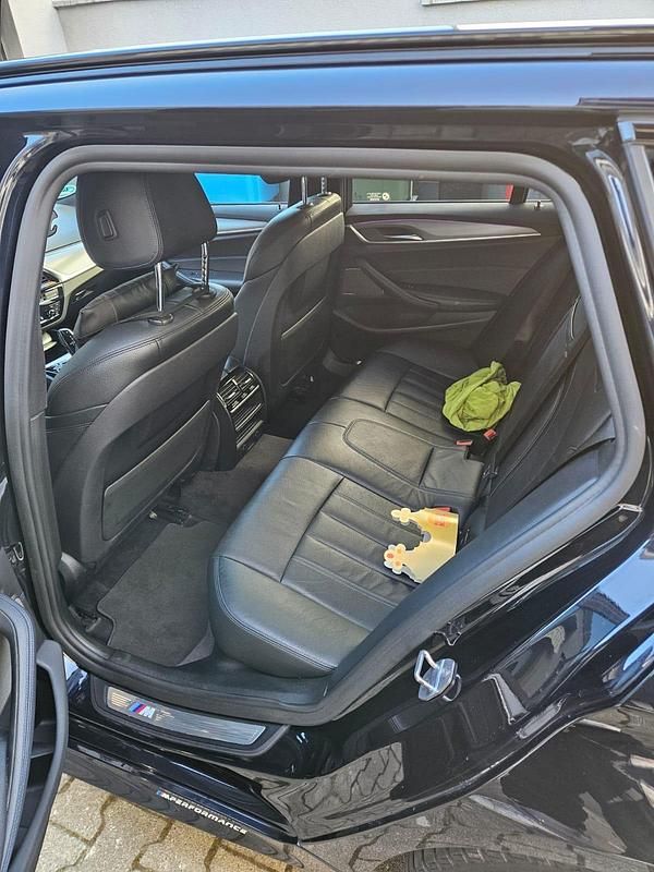 Gebraucht BMW 540 M Sport 320 PS (235 kW) 2017 Schwarz Kombi