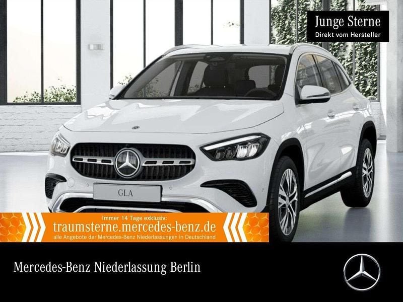 Weiß Gebraucht 2024 Mercedes GLA200 Advanced SUV | 37.990 € (Guter Preis) - Bild 1/3