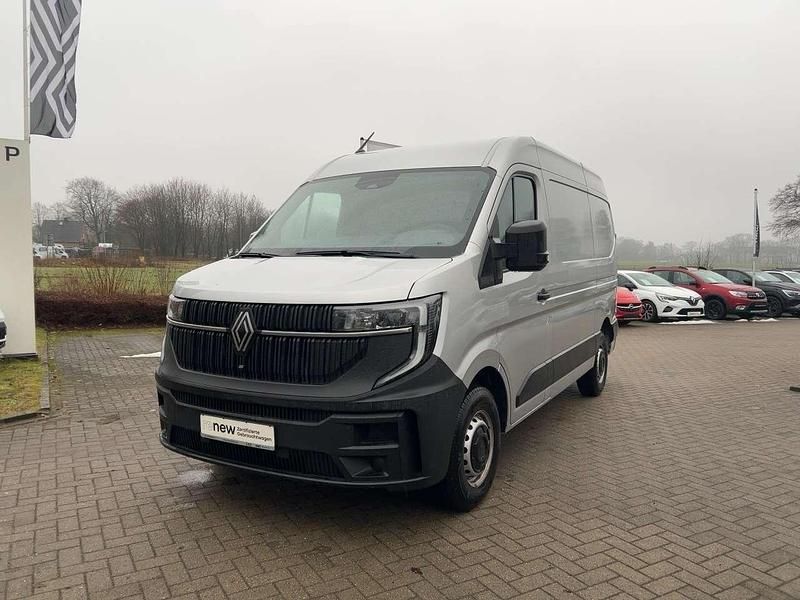 Second-hand Renault Master 131 CP (96 kW) 2024 Argintiu Monovolum