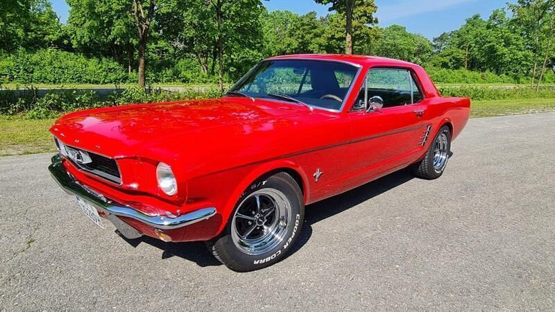 Rot Gebraucht 1966 Ford Mustang Limousine | 35.900 € - Bild 1/4
