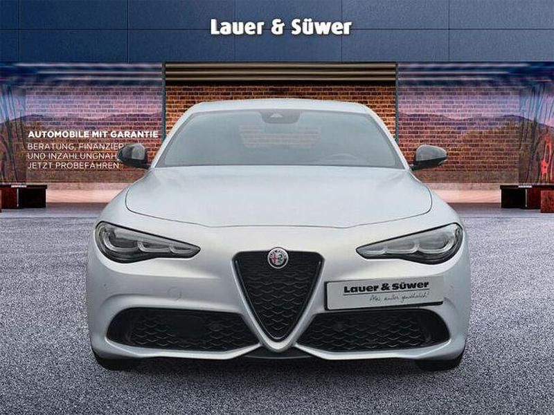 Gebraucht Alfa Romeo Giulia Competizione 280 PS (205 kW) 2023 Silber Limousine