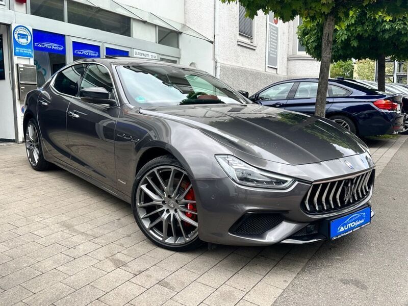 Gebraucht Maserati Ghibli 275 PS (202 kW) 2018 Grau Coupé