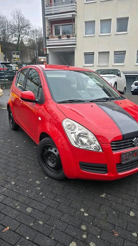 Rot Gebraucht 2009 Suzuki Splash Kleinwagen | 2.180 € - Bild 1/4