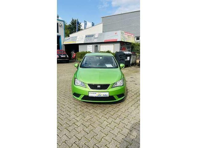 "lima" gr}n Gebraucht 2012 Seat Ibiza Style Limousine | 8.490 € - Bild 1/4