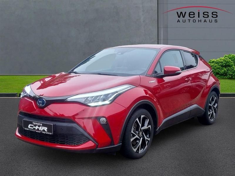 Rot Gebraucht 2021 Toyota C-HR Team SUV | 25.490 € (Fairer Preis) - Bild 1/4