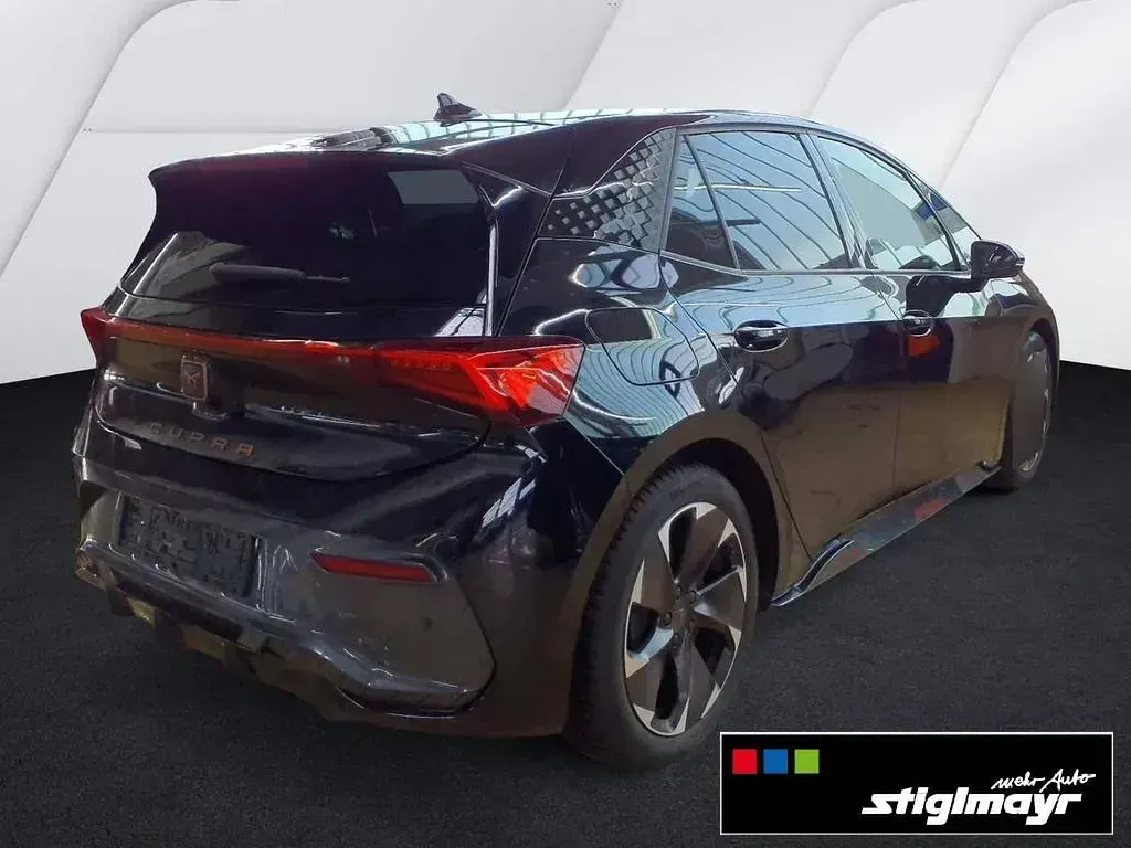 Używany Cupra Born 169 kW (231 KM) 2025 Czarny Hatchback