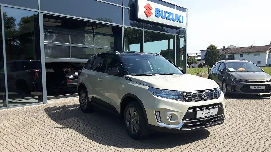 Gebraucht Suzuki Vitara Comfort 102 PS (75 kW) 2024 Beige SUV