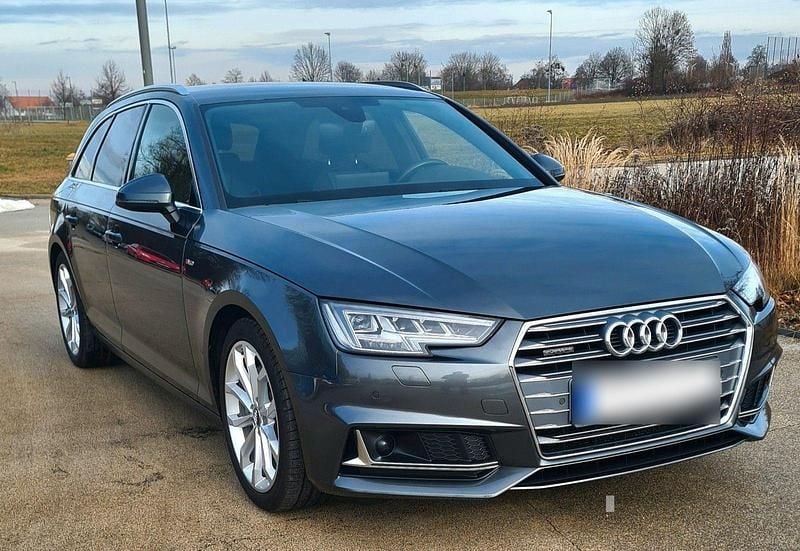 Gebraucht Audi A4 S-Line 190 PS (139 kW) 2019 Grau Kombi