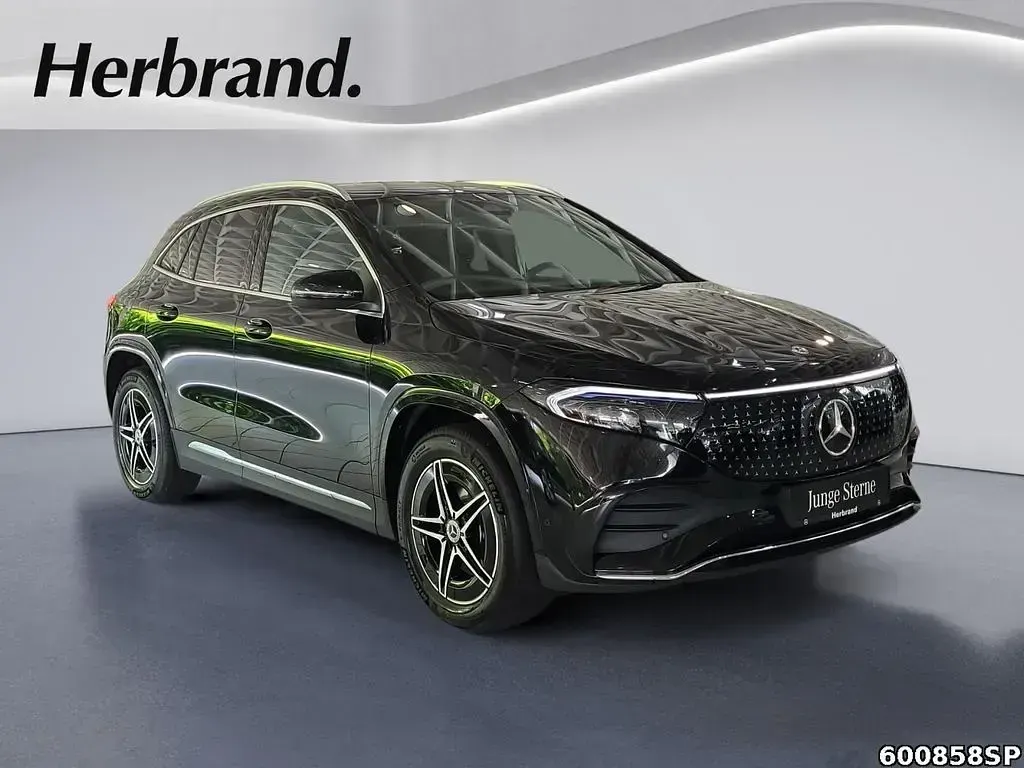 Gebraucht Mercedes EQA300 Advanced 167 kW (228 PS) 2025 Metalliclack kosmosschwarz SUV