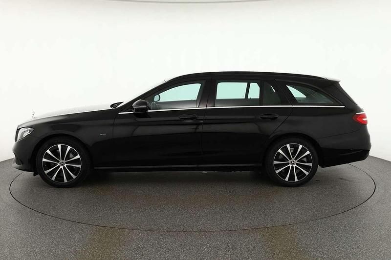 Gebraucht Mercedes E300 306 PS (225 kW) 2019 Schwarz Kombi