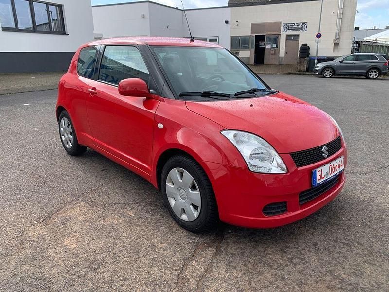 Gebraucht Suzuki Swift 92 PS (67 kW) 2007 Rot Kleinwagen