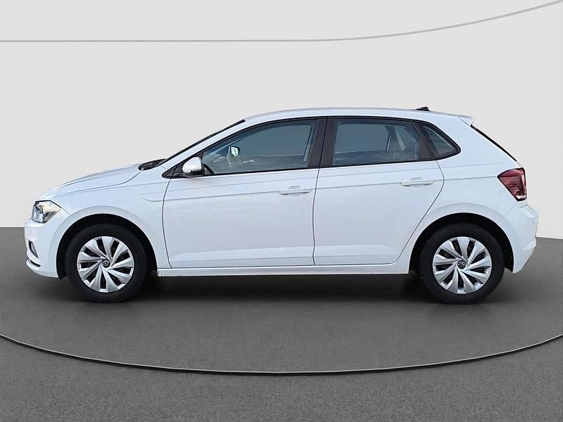 Gebraucht VW Polo Trendline 80 PS (58 kW) 2020 Weiss Limousine