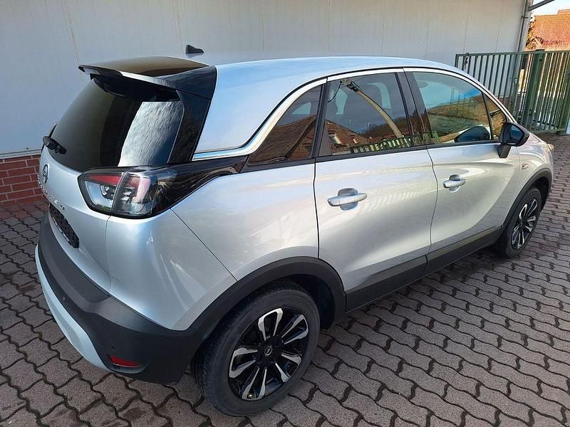 Gebraucht Opel Crossland 110 PS (80 kW) 2024 Grau SUV