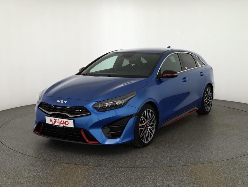 Blau Gebraucht 2022 Kia ProCeed GT Kombi | 28.990 € (Etwas zu teuer) - Bild 1/4