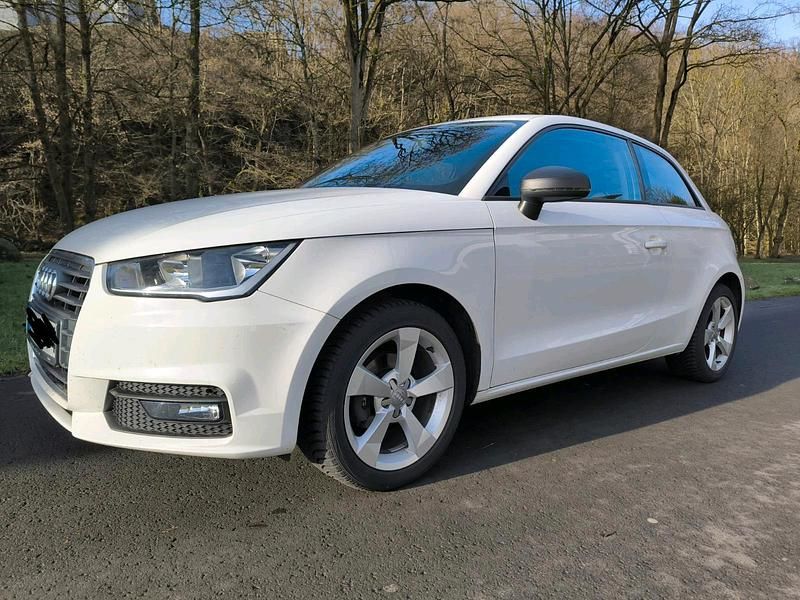 Gebraucht Audi A1 Sport 82 PS (60 kW) 2016 Weiß Kleinwagen