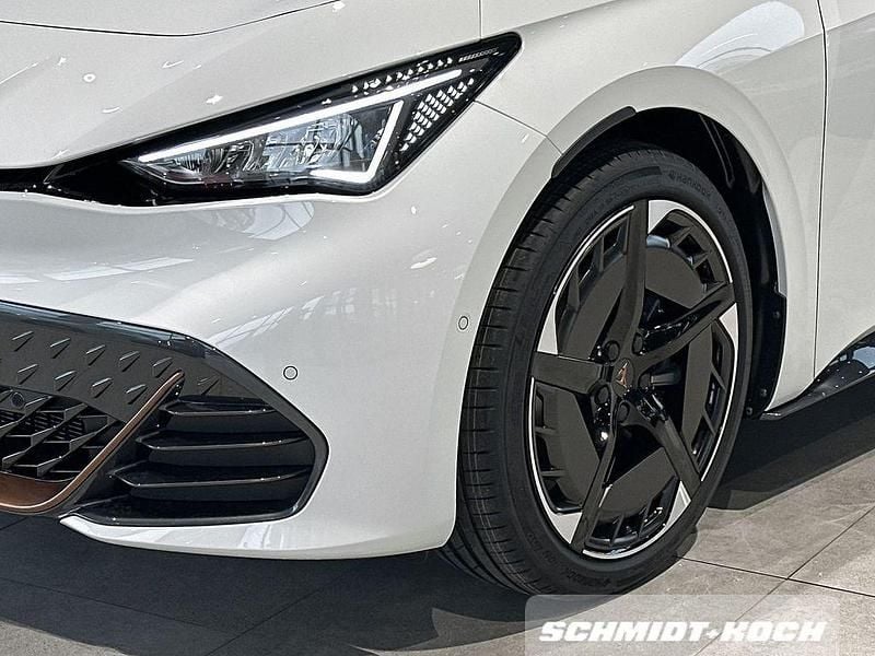 Neu Cupra Born 169 kW (231 PS) 2026 Glacial white (weiß) Kleinwagen