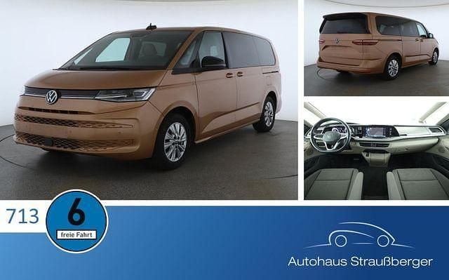 Second-hand VW Multivan Life 150 CP (110 kW) 2024 Albastru Monovolum