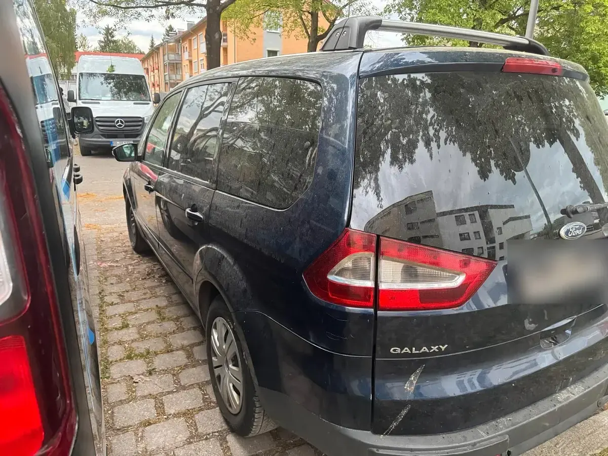 Gebraucht Ford Galaxy 131 PS (96 kW) 2007 Blau Van / Kleinbus