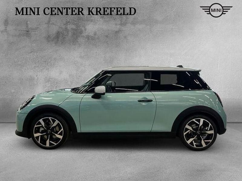 Gebraucht Mini Cooper S Classic 204 PS (150 kW) 2024 Gruen Kleinwagen