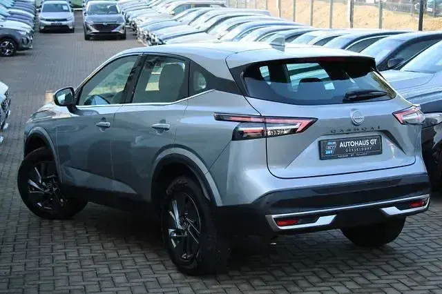 Gebraucht Nissan Qashqai Acenta 158 PS (116 kW) 2025 Helgrau SUV