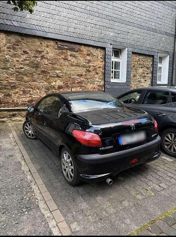 Schwarz Gebraucht 2003 Peugeot 206 CC Cabrio | 1.000 € (Guter Preis) - Bild 1/3