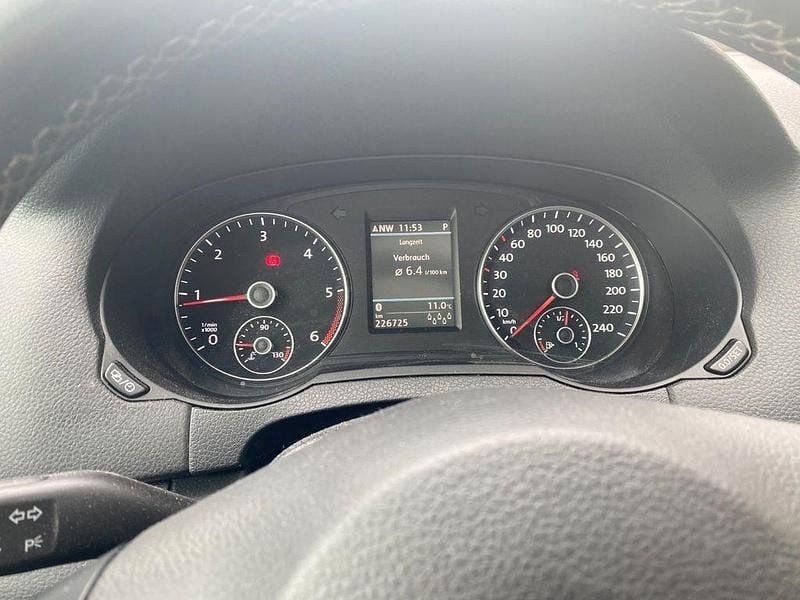 Gebraucht VW Sharan Life 177 PS (130 kW) 2013 Grau Van / Kleinbus