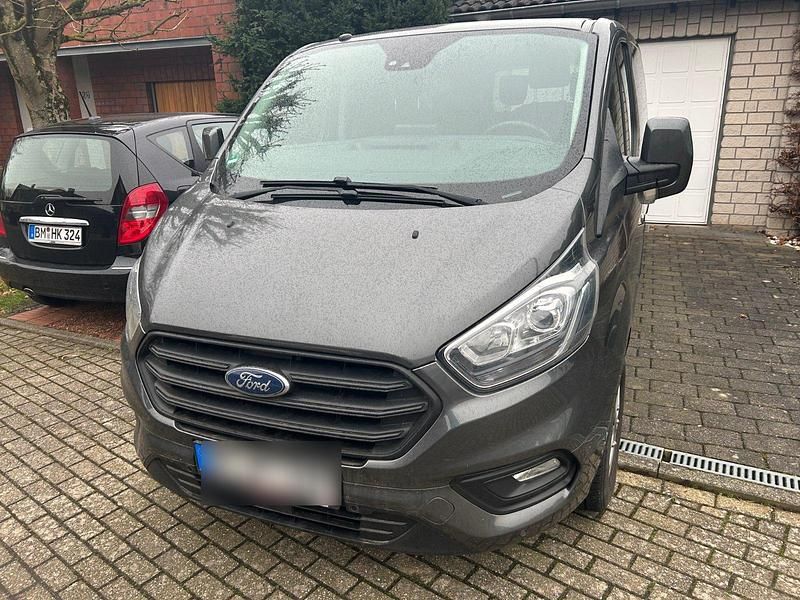 Gebraucht Ford Transit 131 PS (96 kW) 2018 Grau Van / Kleinbus