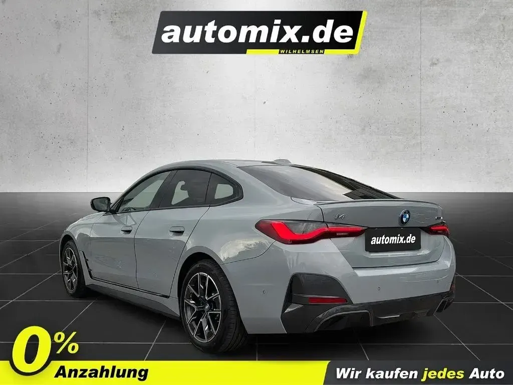 Gebraucht BMW i4 M Sport 250 kW (340 PS) 2023 Brooklyn grau metallic Limousine