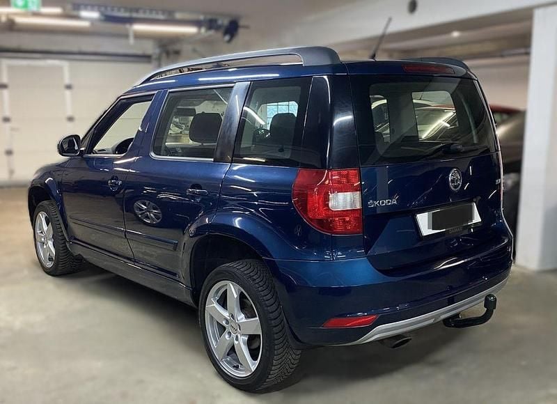 Gebraucht Skoda Yeti Active 105 PS (77 kW) 2014 Lavablau metallic SUV