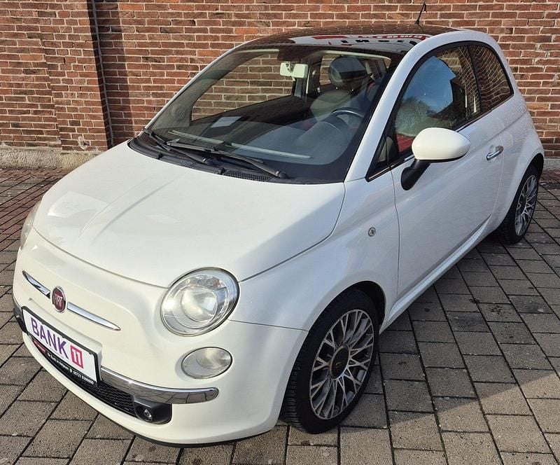 Gebraucht Fiat 500 Lounge 86 PS (63 kW) 2011 Weiß Kleinwagen
