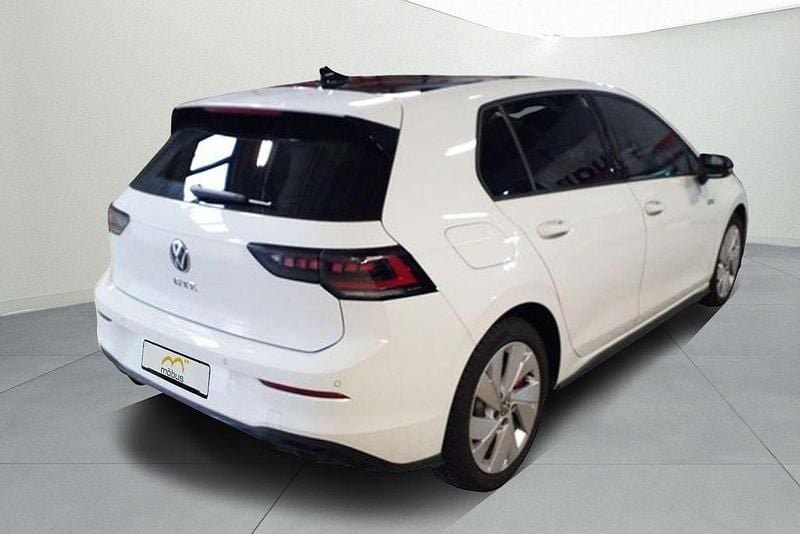 Gebraucht VW Golf VIII GTE 272 PS (200 kW) 2025 0q pure white Limousine