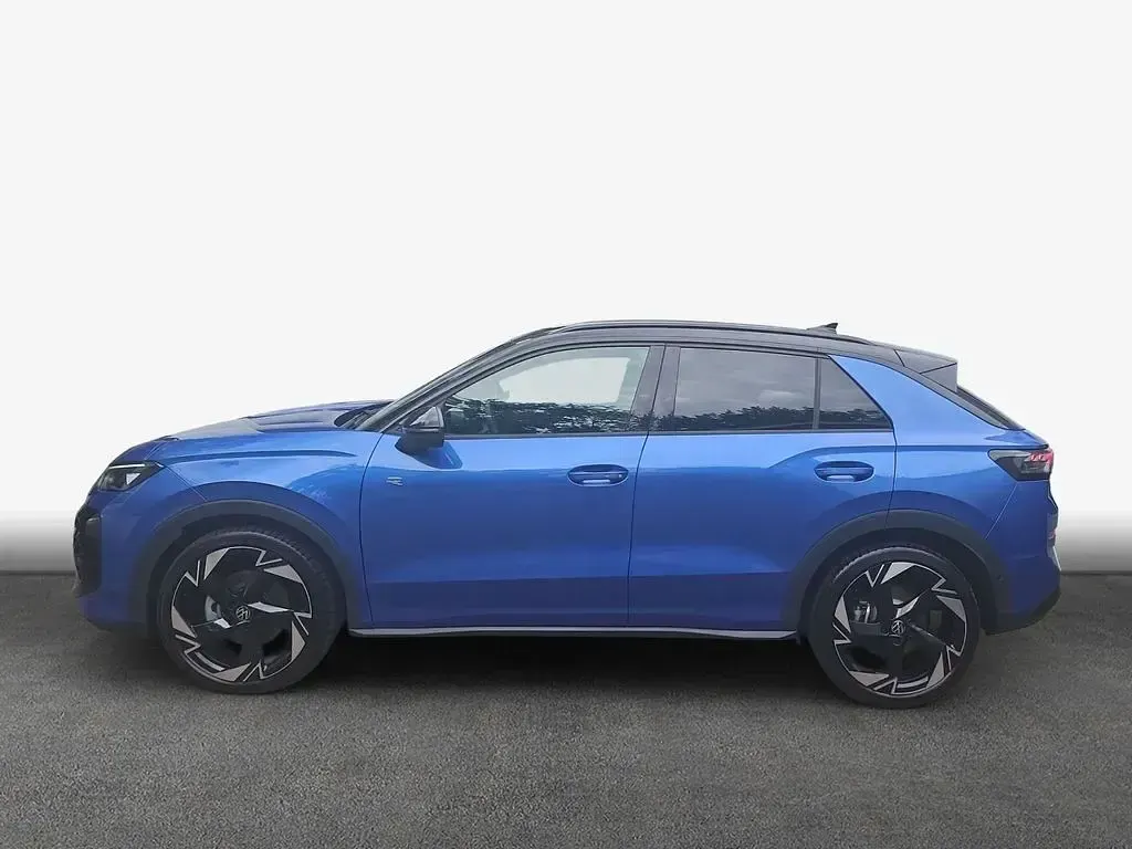 Gebraucht VW T-Roc R-line 150 PS (110 kW) 2025 Celestial blue metallic SUV