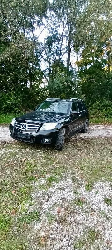 Schwarz Gebraucht 2008 Mercedes GLK320 SUV | 9.200 € (Fairer Preis) - Bild 1/4