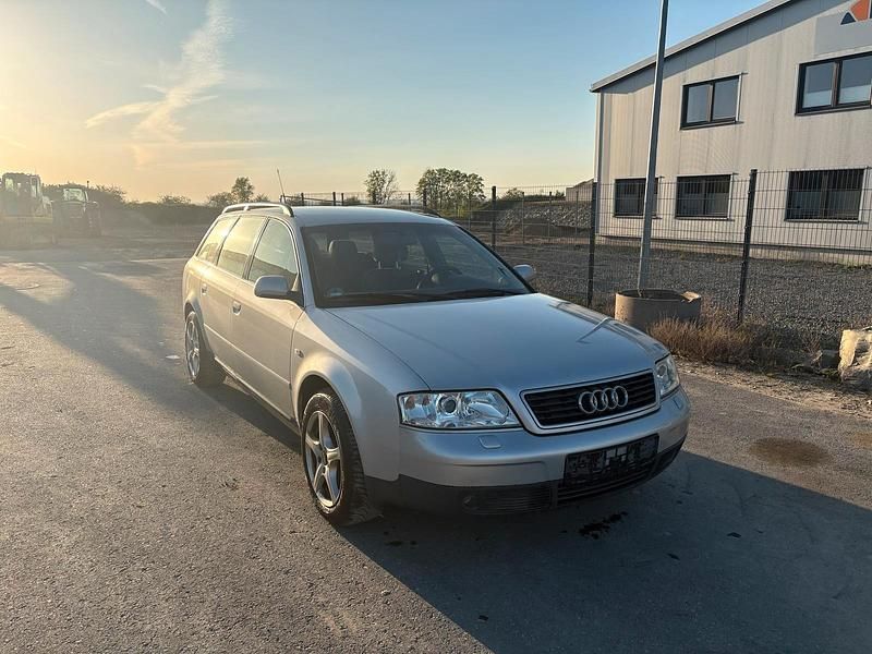 Usata Audi A6 160 CV (117 kW) 2000 Argento Station wagon
